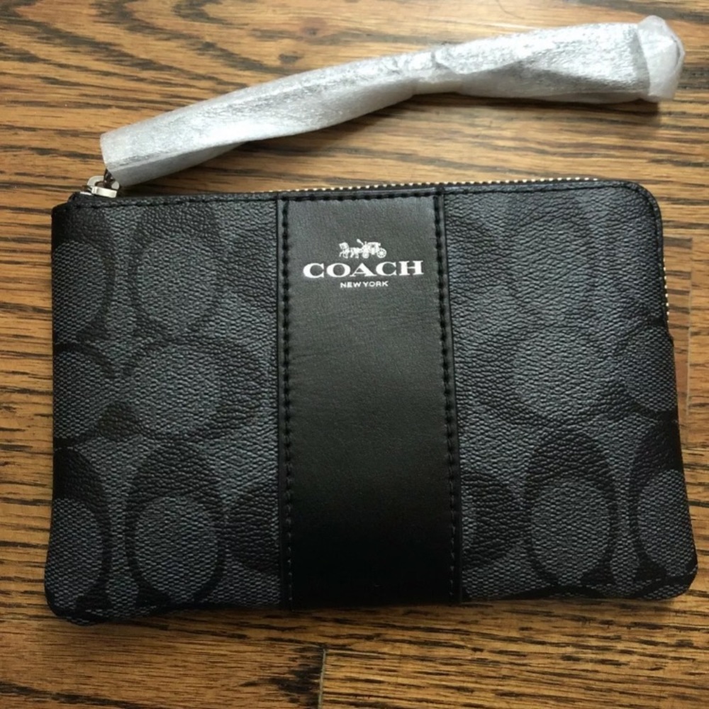 Cute Coach wristlet